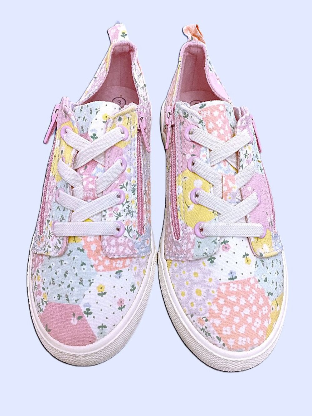 CAT & JACK Lucian Patchwork Floral Print Side Zip Slip-On Tennis Shoes. Size 3